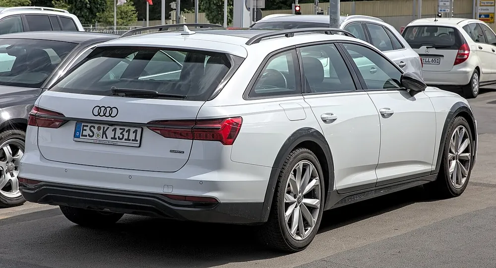 Audi A6 Allroad 2023 — view 2