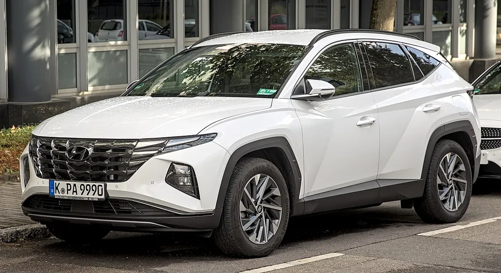 Hyundai Tucson 2023 — view 2