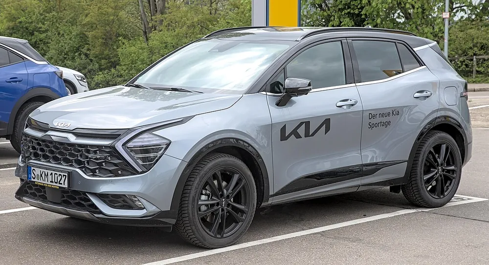 Kia Sportage 2023 — view 3