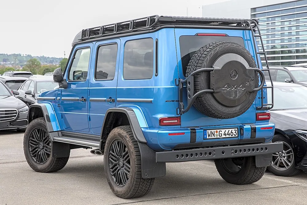 Mercedes-AMG G63 2023 — view 3