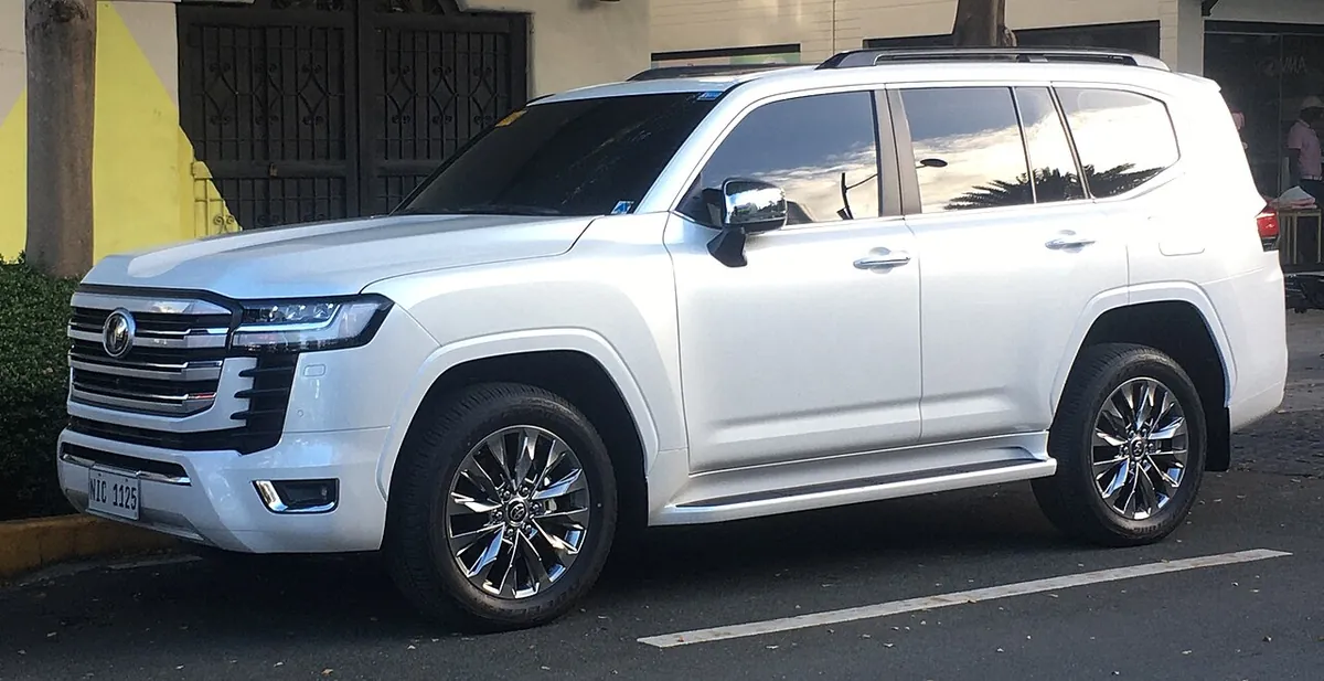 Toyota Land Cruiser 2023 for rent in Dubai
